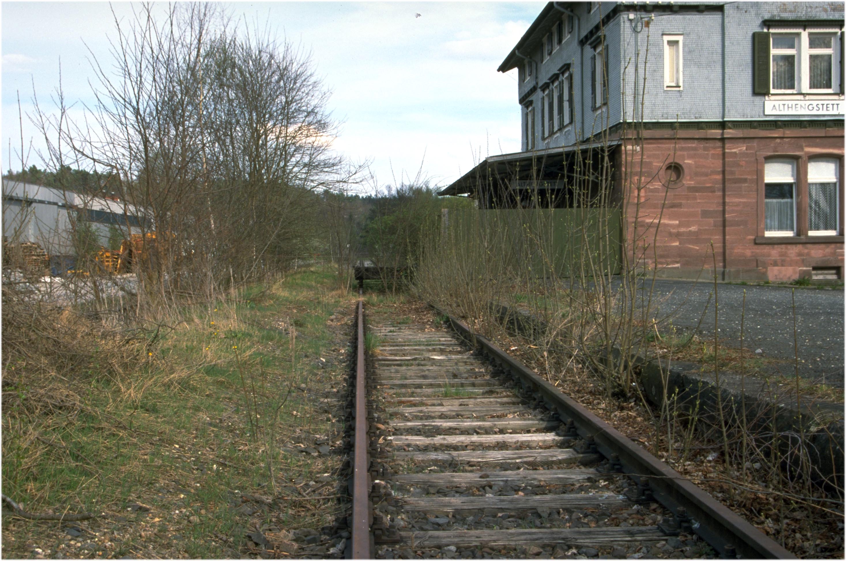 Bahnhof Althengstett am 21.4.2000